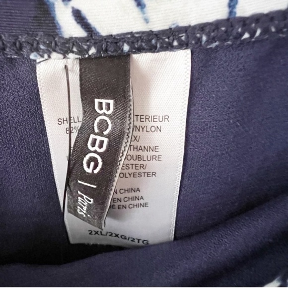 BCBG Paris Blue Tie Dye Floral Adjustable Cinched Side Swim Bottom Sz XXL NEW - Picture 3 of 9